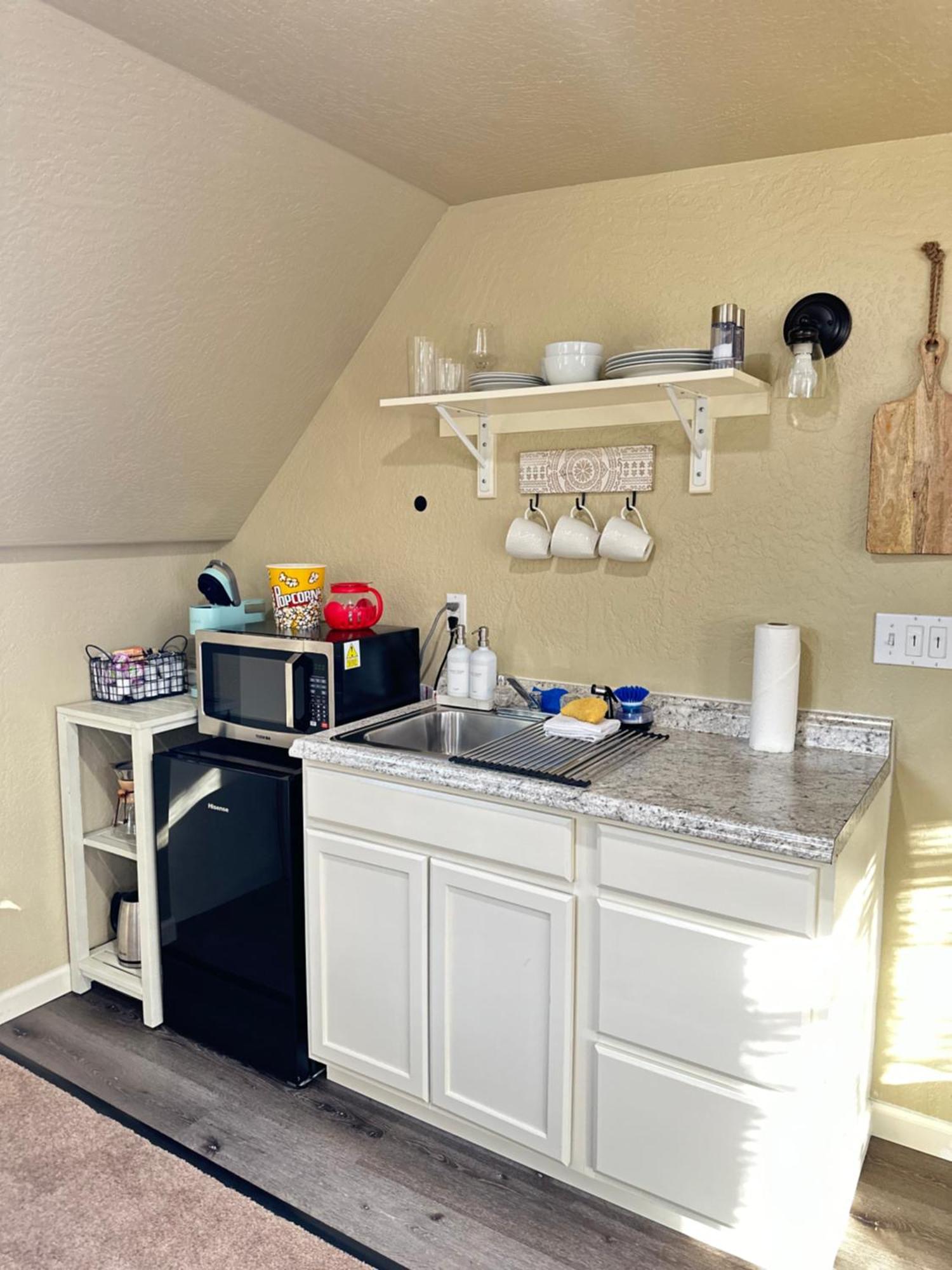 Near Downtown- Kitchen-Washerdryer-Parking Medford Exteriér fotografie